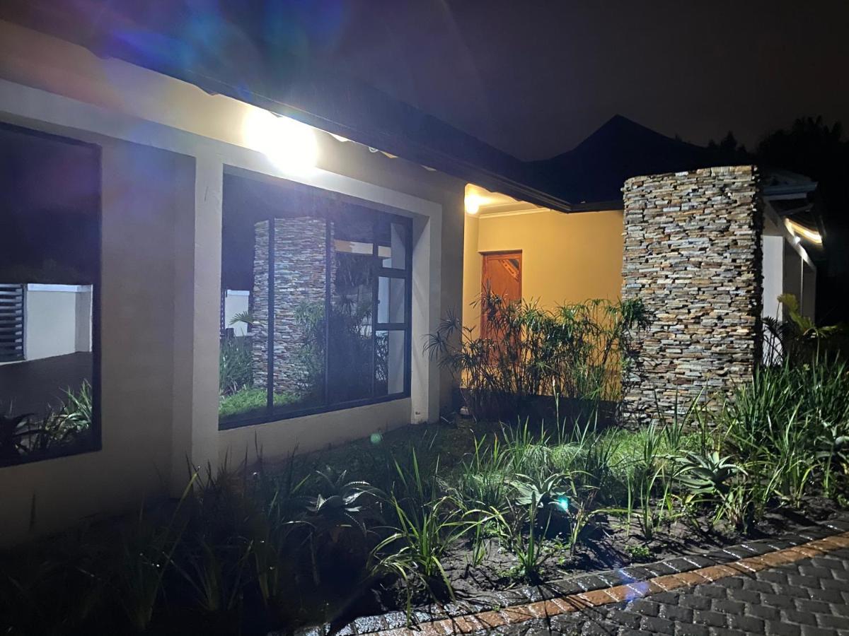 Impongo Royal Lodge Richards Bay Εξωτερικό φωτογραφία